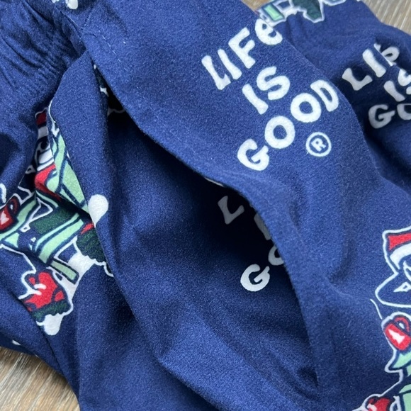 Life is Good - ‘Santa in the Adirondacks’ lounge pants. SZ: Various. NWT. - Picture 2 of 3